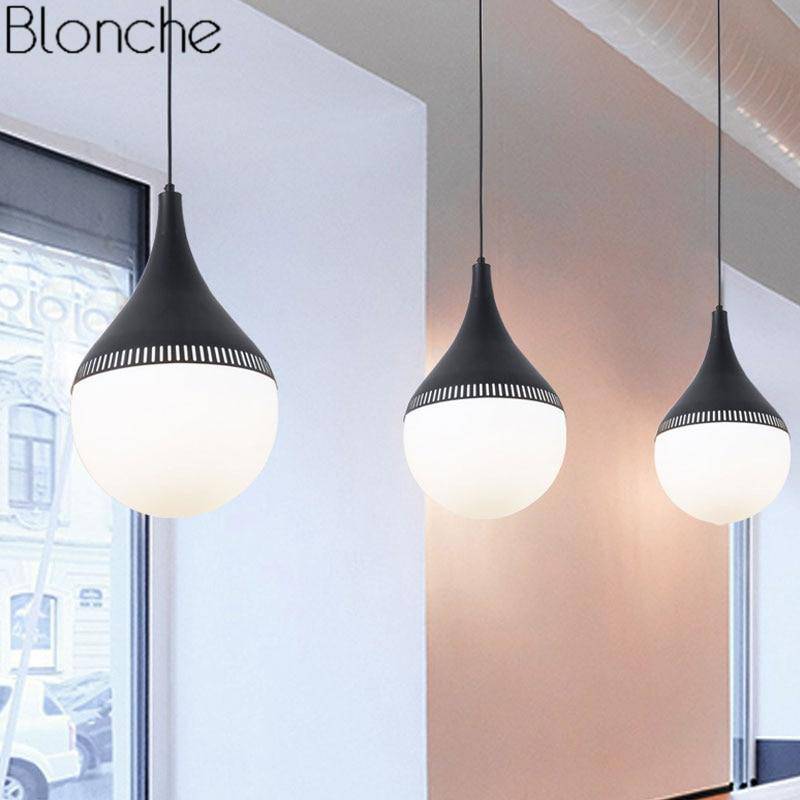 Suspension design LED boules en verre à chapeau pointu (or ou noir) - vue 3 sur 5