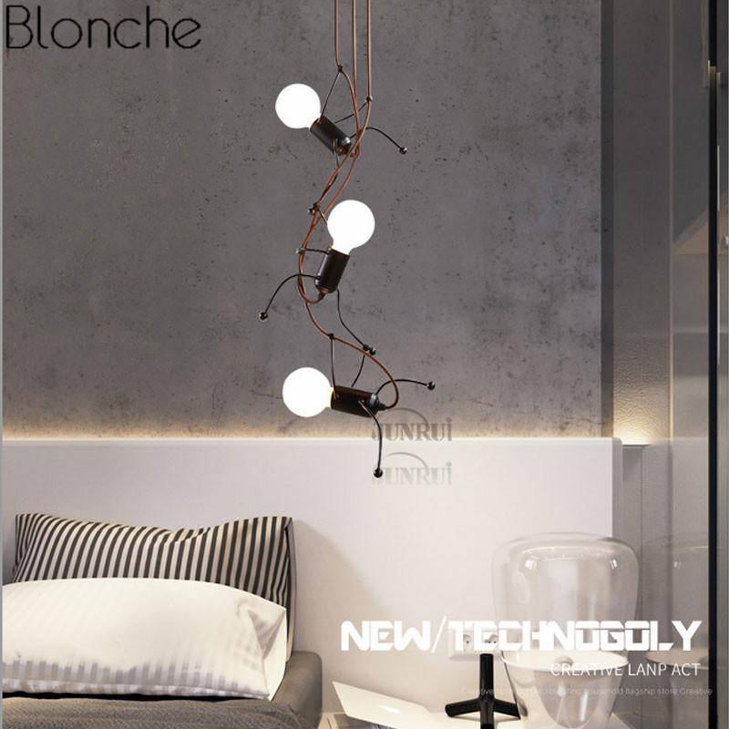 Suspension en forme de bonhomme noir - vue 3 sur 6