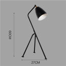 Lampe de bureau design à trois pieds Trigeminal