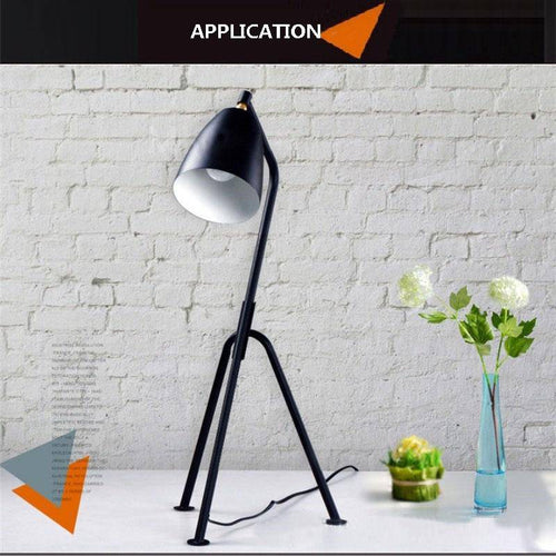 Lampe de bureau design à trois pieds Trigeminal - vue 6 sur 9