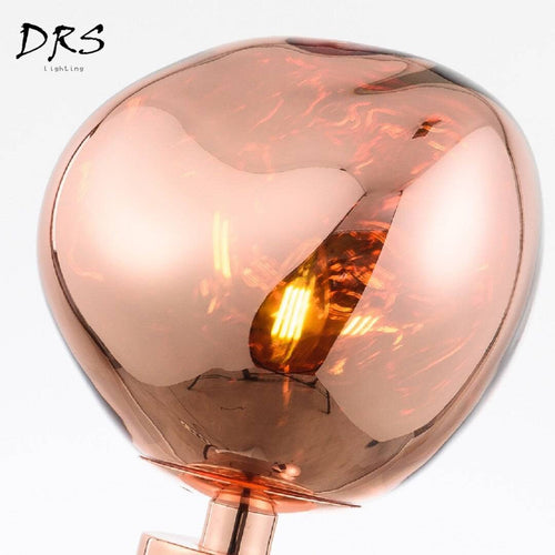 Lampe à poser design en PVC rose gold Melt - vue 2 sur 7