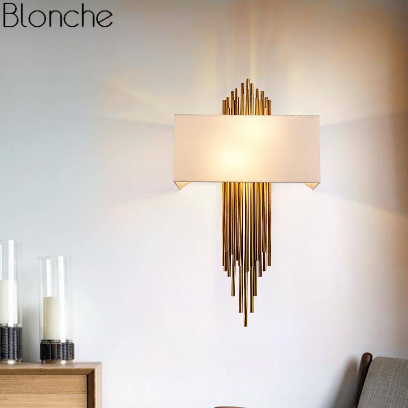 Applique murale design à LED dorée avec abat-jour blanc Luxury - vue 3 sur 5