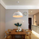 Suspension demi boule blanche en métal et base en bois