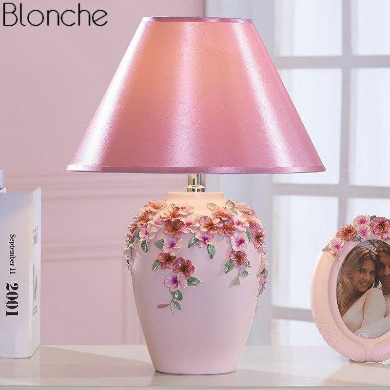 Lampe de chevet à poser avec abat-jour et base fleuri colorée - vue 2 sur 12