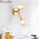 Applique murale design doré avec boule en verre Sconce