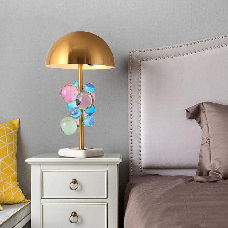 Lampe à poser base marbre et abat-jour métal Ball - vue 4 sur 7