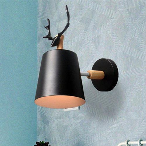 Applique murale avec abat-jour en métal et support en bois avec corne de cerf - vue 5 sur 6