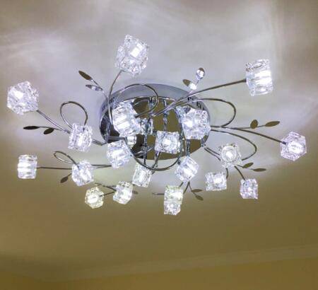 Plafonnier LED chromée avec cubes en verre - vue 2 sur 7