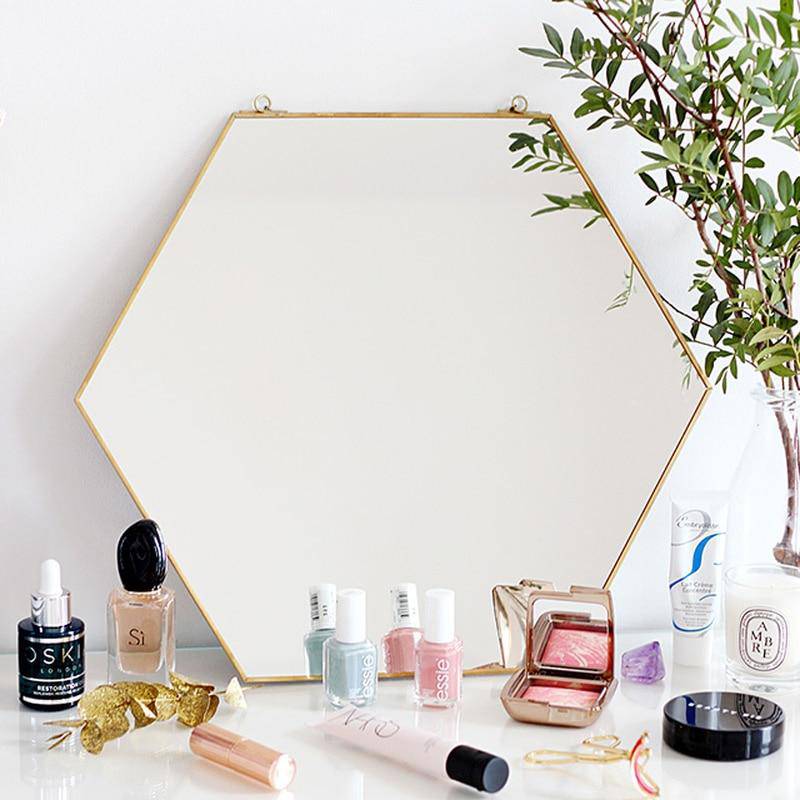 Miroir mural décoratif hexagonal à bordure en bois Geometric - vue 3 sur 10