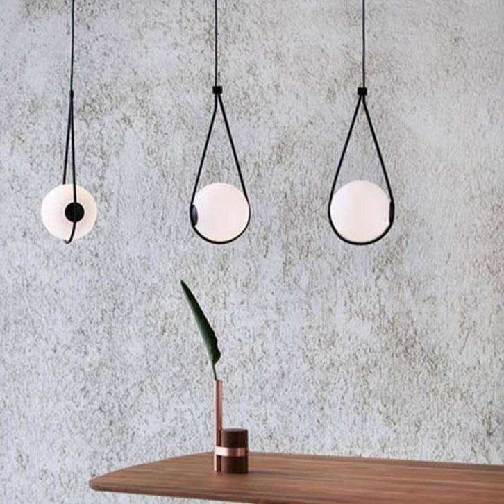 Suspension design boule accrochée Designer - vue 2 sur 8