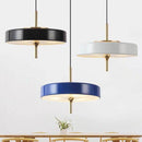 Suspension design LED avec abat-jour circulaire en métal style Juna