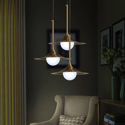Suspension design LED en métal doré avec abat-jour arrondi Vigour - vue 6 sur 7