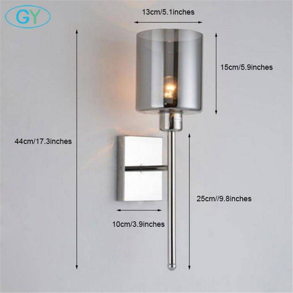 Applique murale design chromée à LED et abat-jour cylindrique en verre - vue 4 sur 4