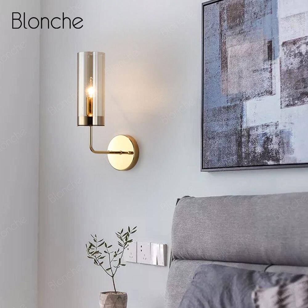 Applique murale design cylindrique en verre et base dorée - vue 8 sur 9