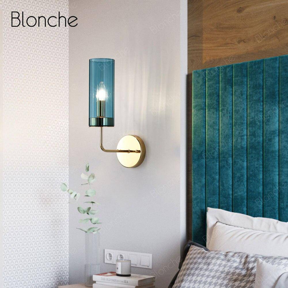 Applique murale design cylindrique en verre et base dorée - vue 4 sur 9