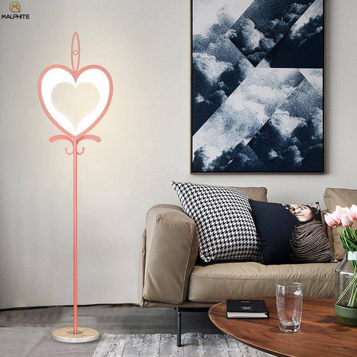 Lampadaire rose en forme de coeur Gift - vue 6 sur 6