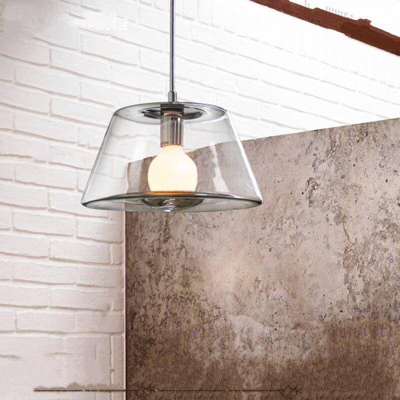 Suspension design en verre à LED triangle - vue 4 sur 7