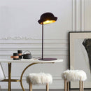 Lampe à poser design en forme de chapeau Moth
