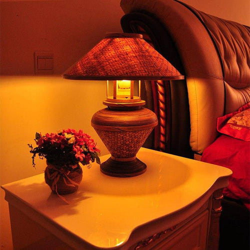 Lampe de chevet vintage rouge avec abat-jour en bambou Asia - vue 2 sur 5