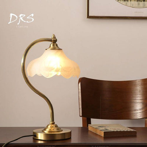 Lampe à poser doré avec abat-jour en verre Copper - vue 3 sur 6