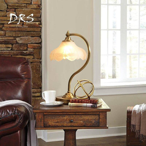Lampe à poser doré avec abat-jour en verre Copper - vue 5 sur 6