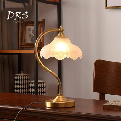Lampe à poser doré avec abat-jour en verre Copper - vue 2 sur 6