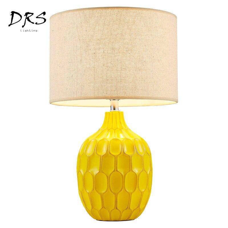 Lampe de chevet jaune avec abat-jour tissu Hotel - vue 3 sur 4